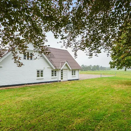 Holiday home In With House A Panoramic View *